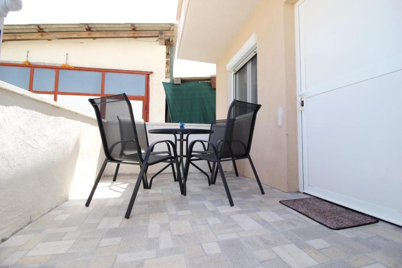 Apartment Suzy Nin Εξωτερικό φωτογραφία